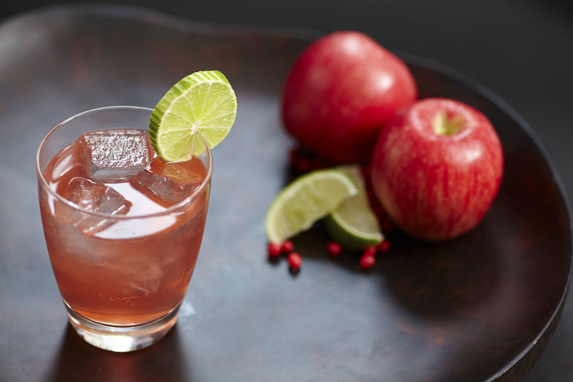 Crown Royal® Regal Apple Flavored Whisky Crownberry Cocktail Recipe