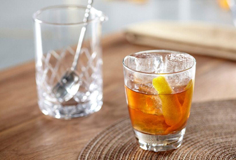 Crown Royal Reserve® Whisky Classic Old Fashioned Recipe